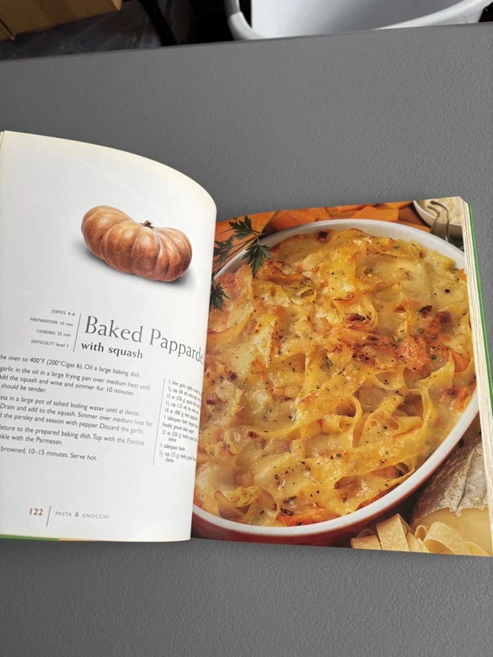 Simply Delicious Vegetarian cookbook Carla Bardi  EUC